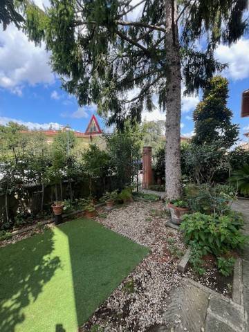 casa indipendente in vendita a Scandicci in zona San Martino alla Palma