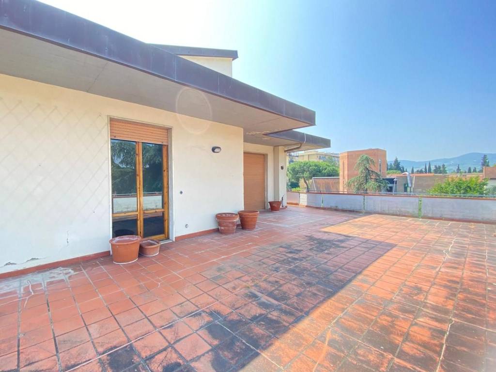 appartamento in vendita a Scandicci in zona Casellina