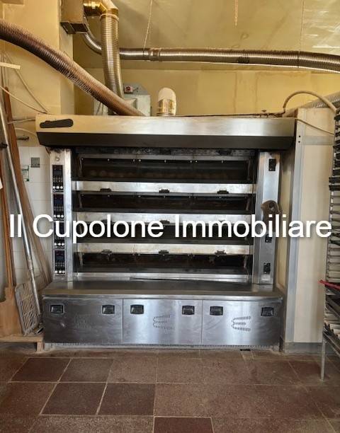 negozio in vendita a Scandicci