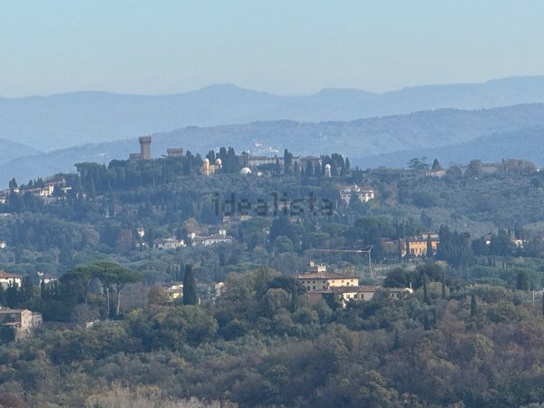 quadrivano in vendita a Scandicci
