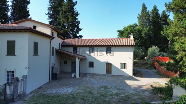 casa indipendente in vendita a Scandicci