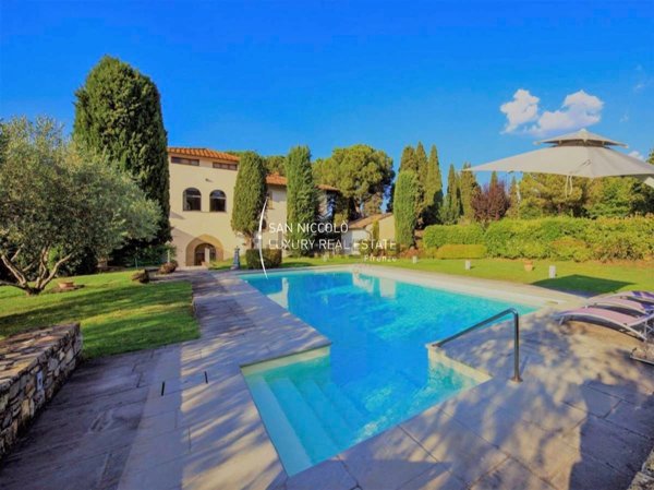 villa in vendita a Scandicci