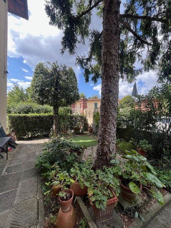 casa indipendente in vendita a Scandicci