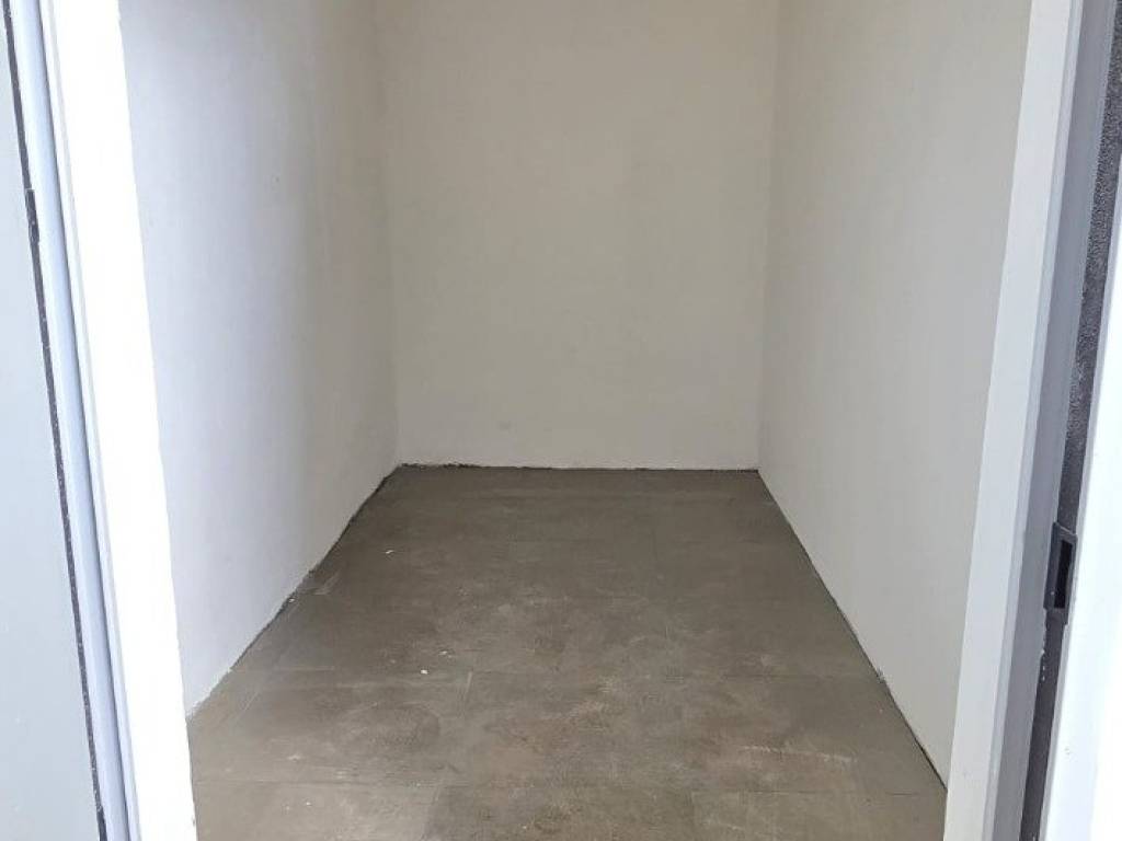 locale commerciale in vendita a Scandicci