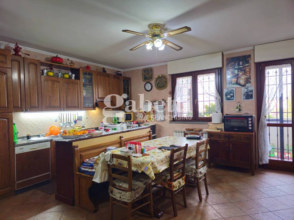 appartamento in vendita a Scandicci in zona Badia a Settimo