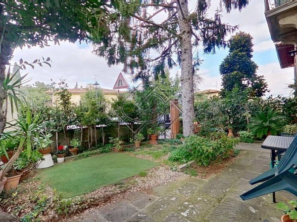 casa indipendente in vendita a Scandicci in zona Rinaldi