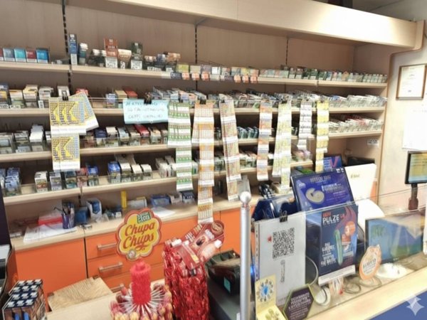 negozio in vendita a Scandicci