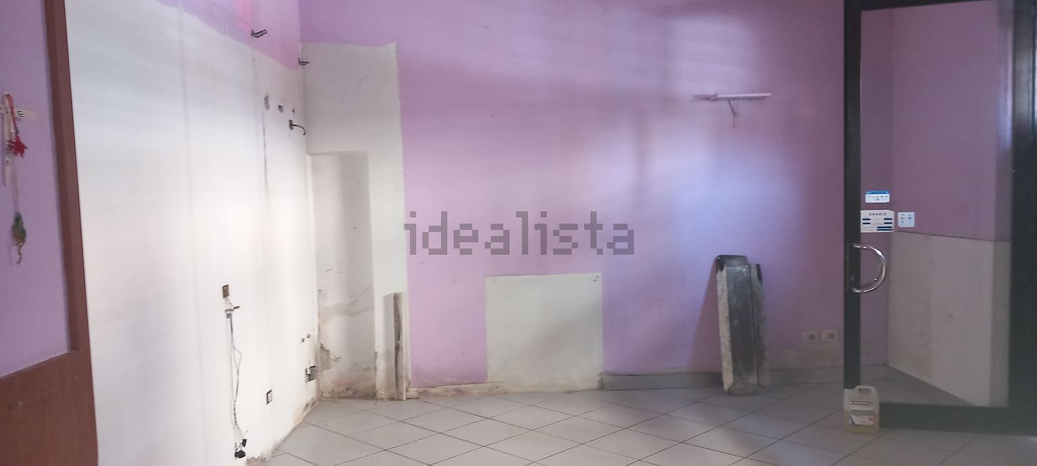 negozio in vendita a Scandicci