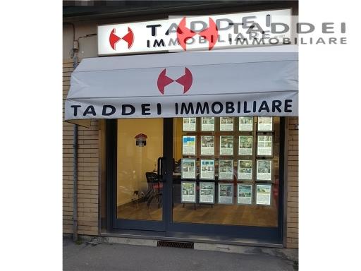 negozio in vendita a Scandicci in zona Badia a Settimo