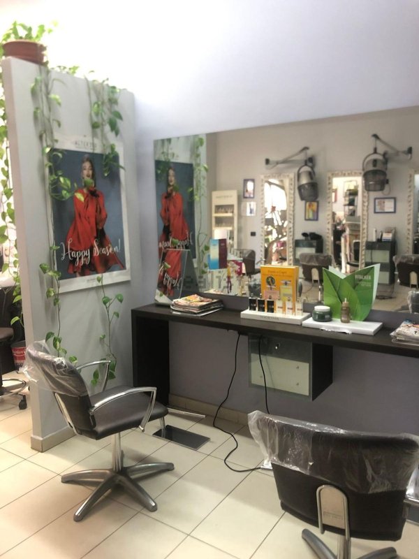 negozio in vendita a Scandicci