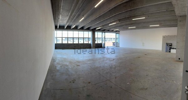 capannone in vendita a Scandicci