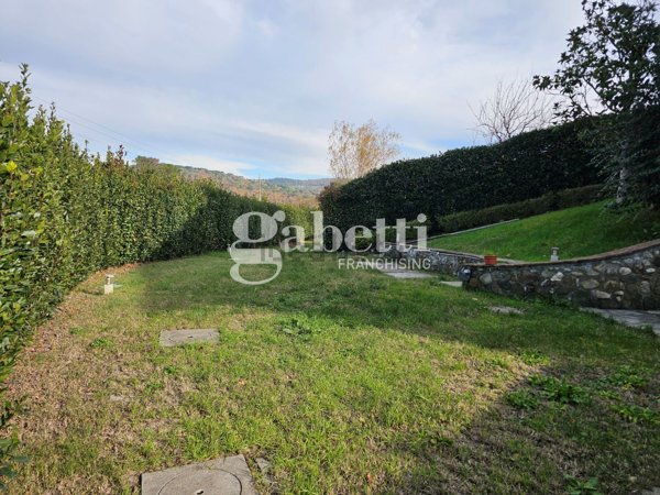 quadrivano in vendita a Scandicci