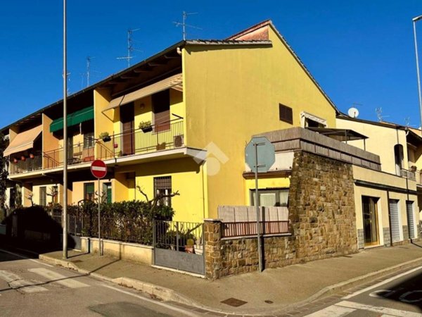 casa indipendente in vendita a Scandicci in zona Badia a Settimo