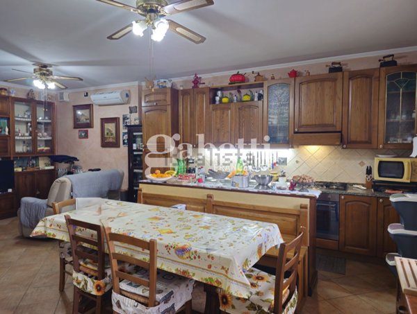 appartamento in vendita a Scandicci in zona Badia a Settimo