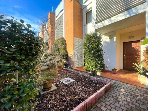 casa indipendente in vendita a Scandicci in zona Badia a Settimo