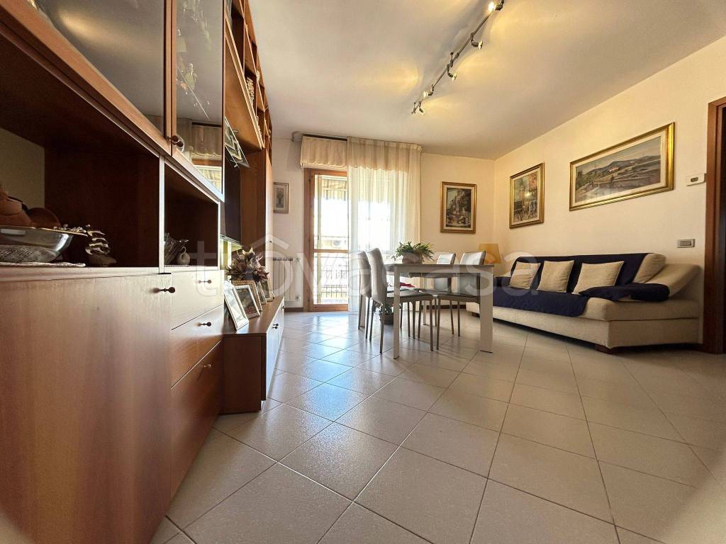 appartamento in vendita a Scandicci in zona Badia a Settimo