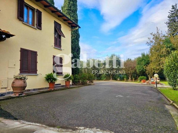 appartamento in vendita a Scandicci in zona Badia a Settimo