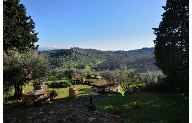 casa indipendente in vendita a Scandicci