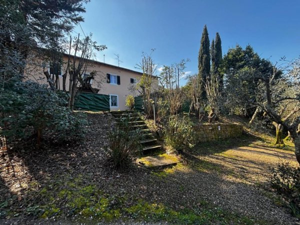 casa indipendente in vendita a Scandicci