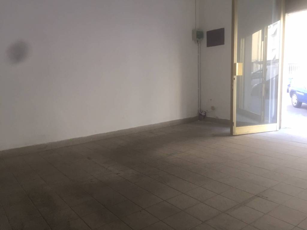 negozio in vendita a Scandicci