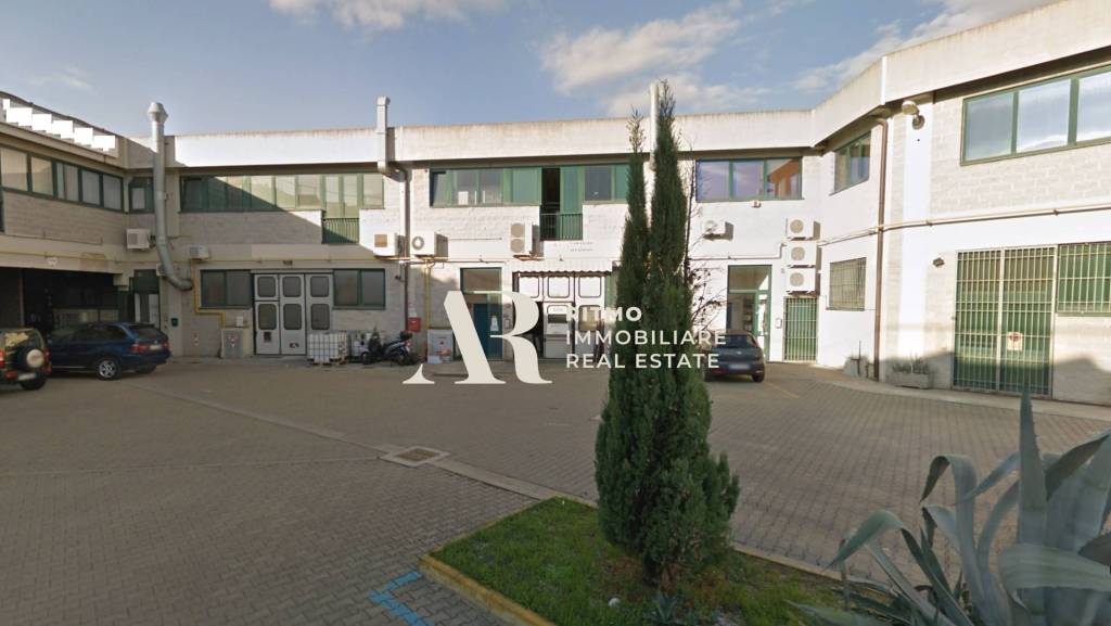 negozio in vendita a Scandicci