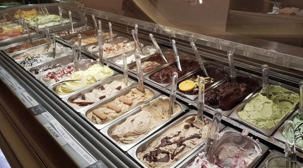 negozio in vendita a Scandicci in zona Casellina