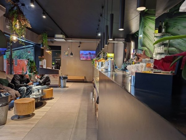 negozio in vendita a Scandicci