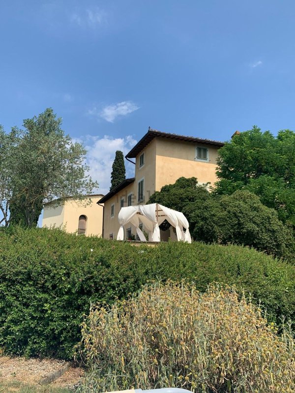 casa indipendente in vendita a Scandicci