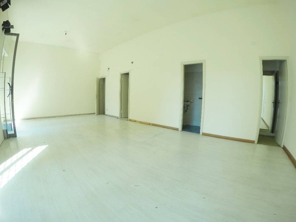 negozio in vendita a Scandicci