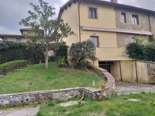 casa indipendente in vendita a Scandicci in zona Santa Maria a Marciola