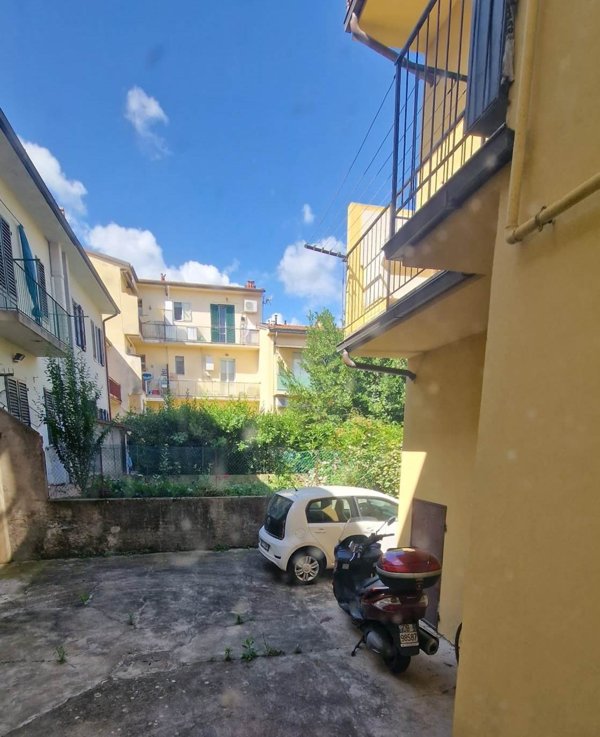 trivano in vendita a Scandicci