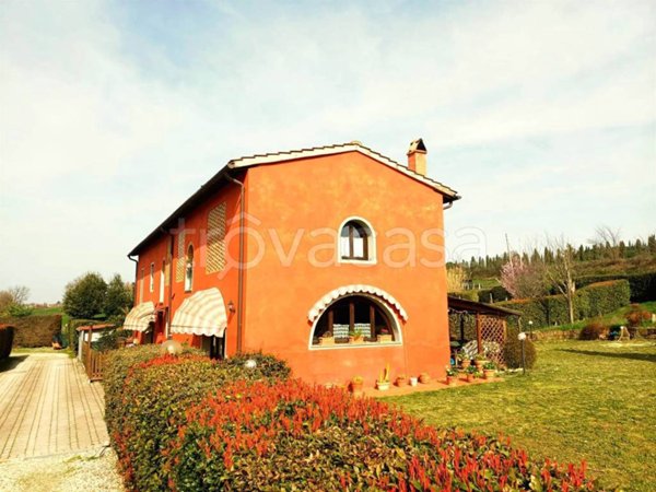 casa indipendente in vendita a Scandicci