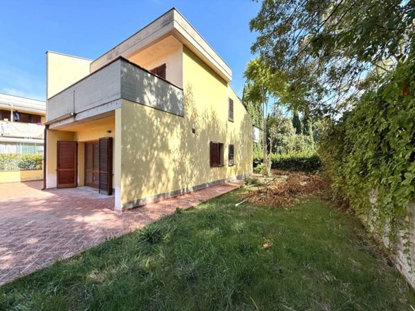 casa indipendente in vendita a Scandicci