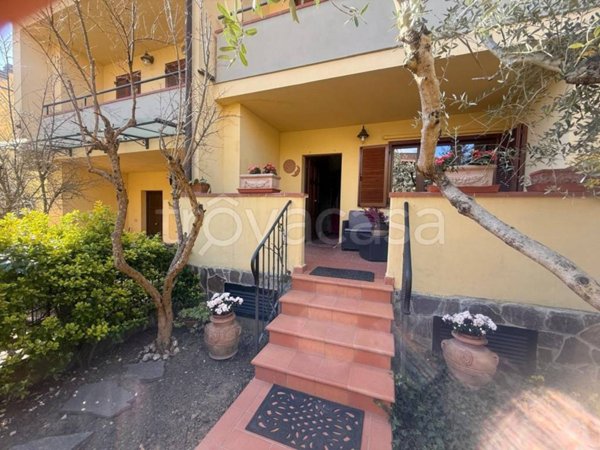 casa indipendente in vendita a Scandicci