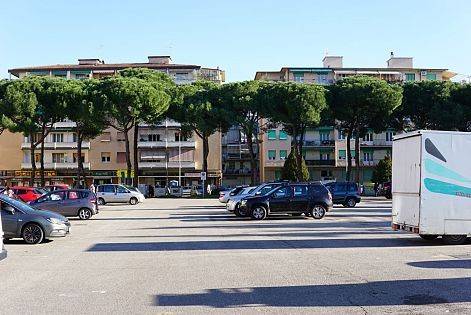 negozio in vendita a Scandicci