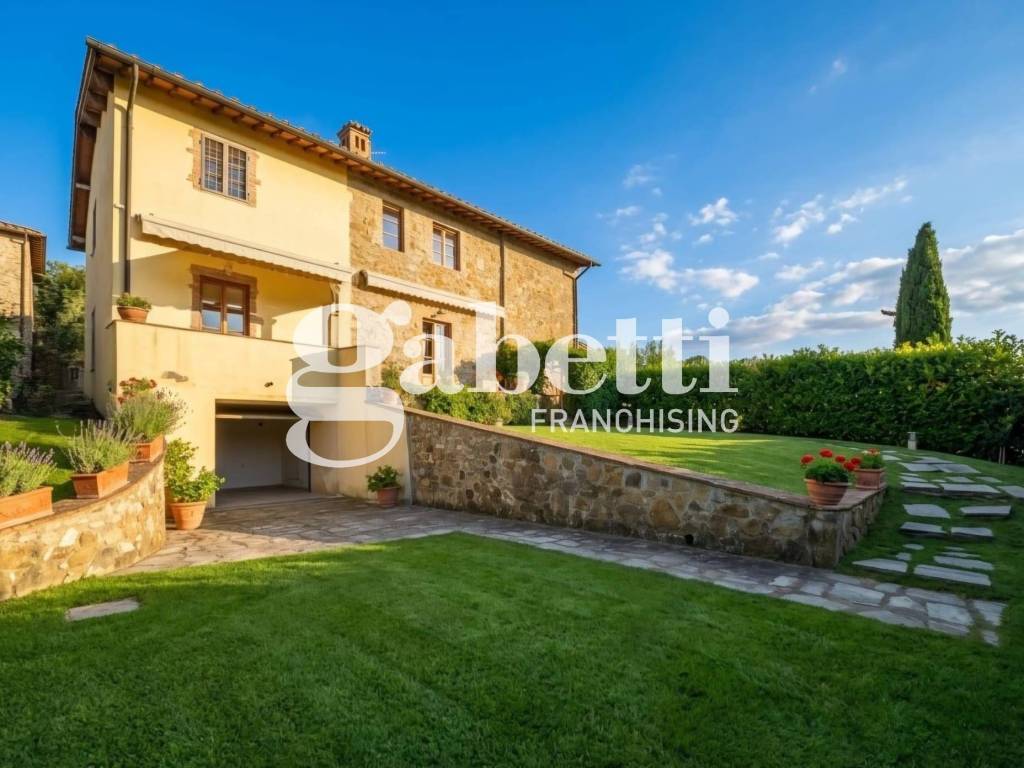 casa indipendente in vendita a Scandicci in zona San Vincenzo a Torri