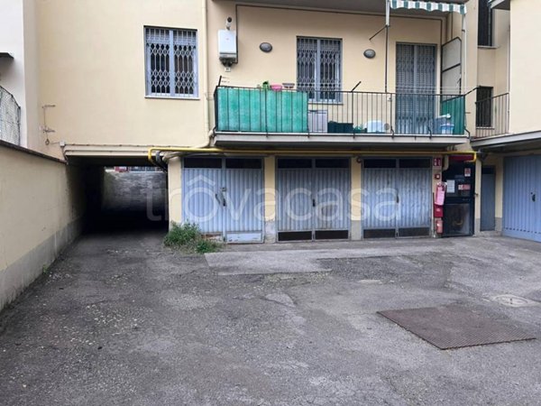 locale di sgombero in vendita a Scandicci