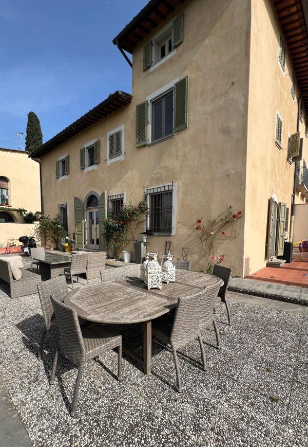 casa indipendente in vendita a Scandicci