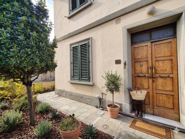 casa indipendente in vendita a Scandicci