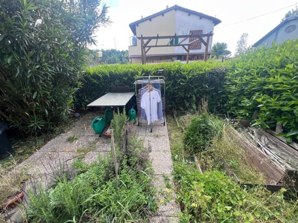 appartamento in vendita a Scandicci in zona Badia a Settimo