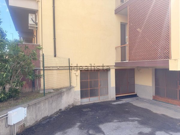 locale di sgombero in vendita a Scandicci