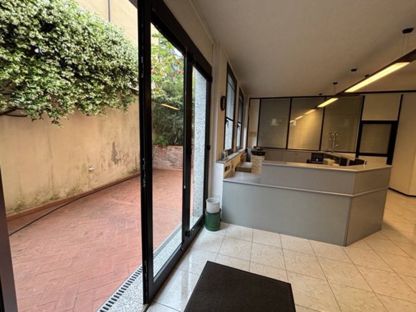 ufficio in vendita a Scandicci