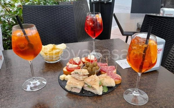 negozio in vendita a Scandicci in zona Ponte a Greve