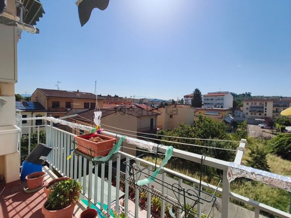 appartamento in vendita a Scandicci in zona Scandicci Alto