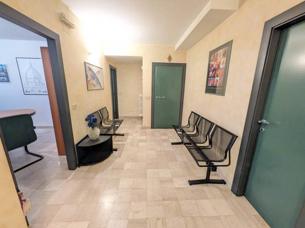 ufficio in vendita a Scandicci