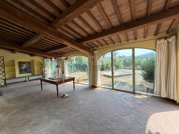 casa indipendente in vendita a Scandicci
