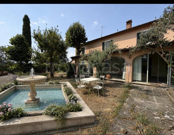 casa indipendente in vendita a Scandicci