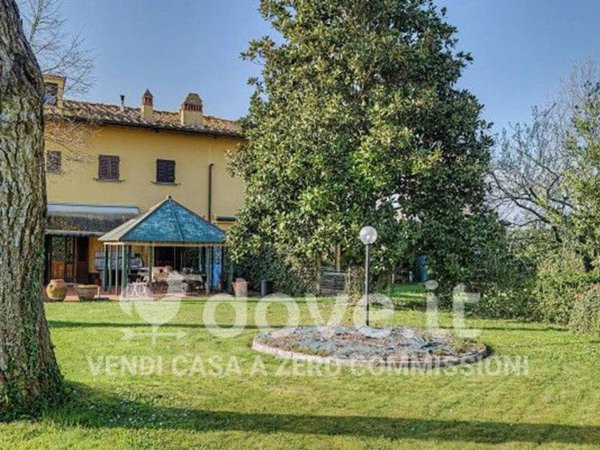 casa indipendente in vendita a Scandicci