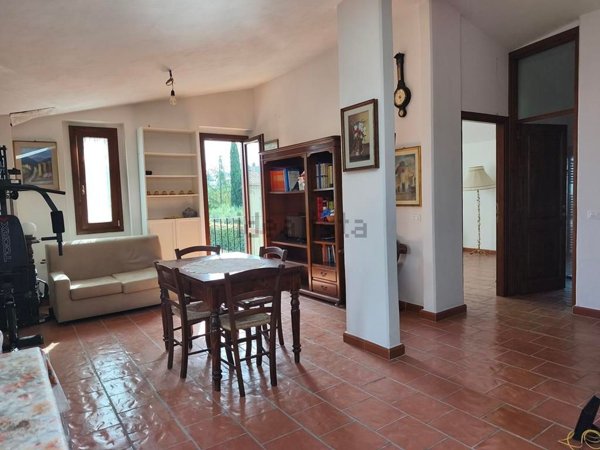 appartamento in vendita a Scandicci in zona San Michele a Torri