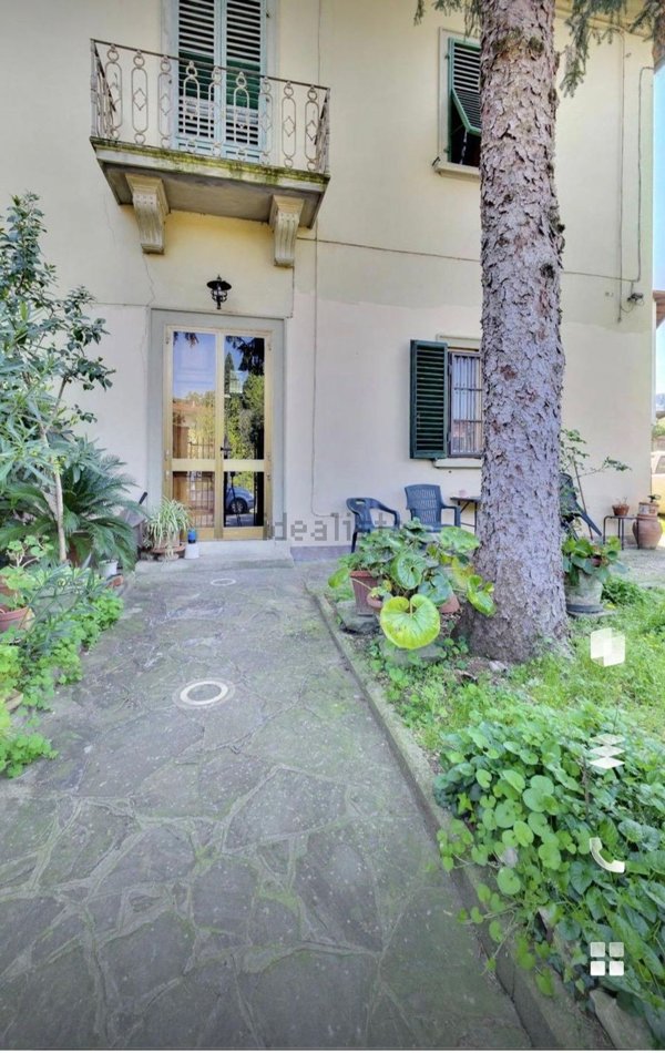 appartamento in vendita a Scandicci in zona Rinaldi